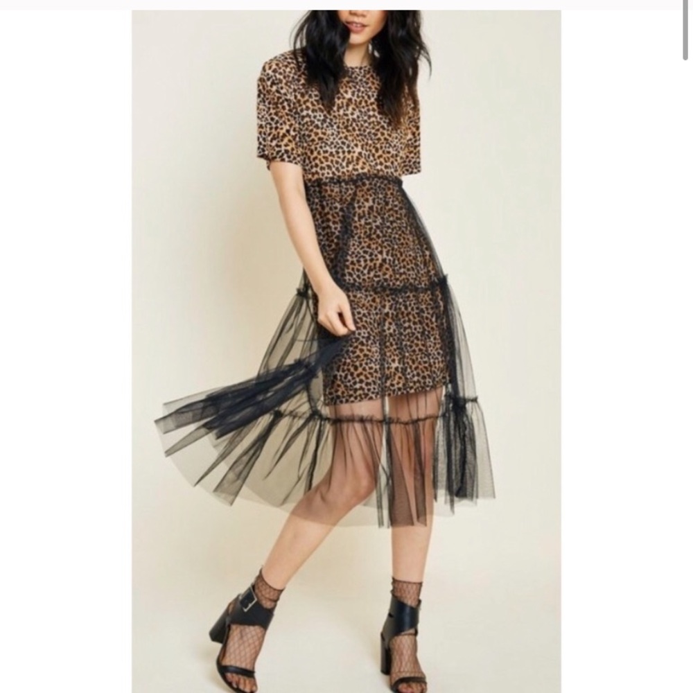 NWT Medium Hayden Leopard dress w/ attached skirt